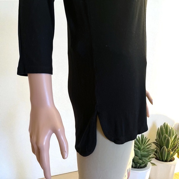 Mossimo Supply Company Women’s Laser Cut Black 3/4 Sleeve Top - Picture 10 of 12